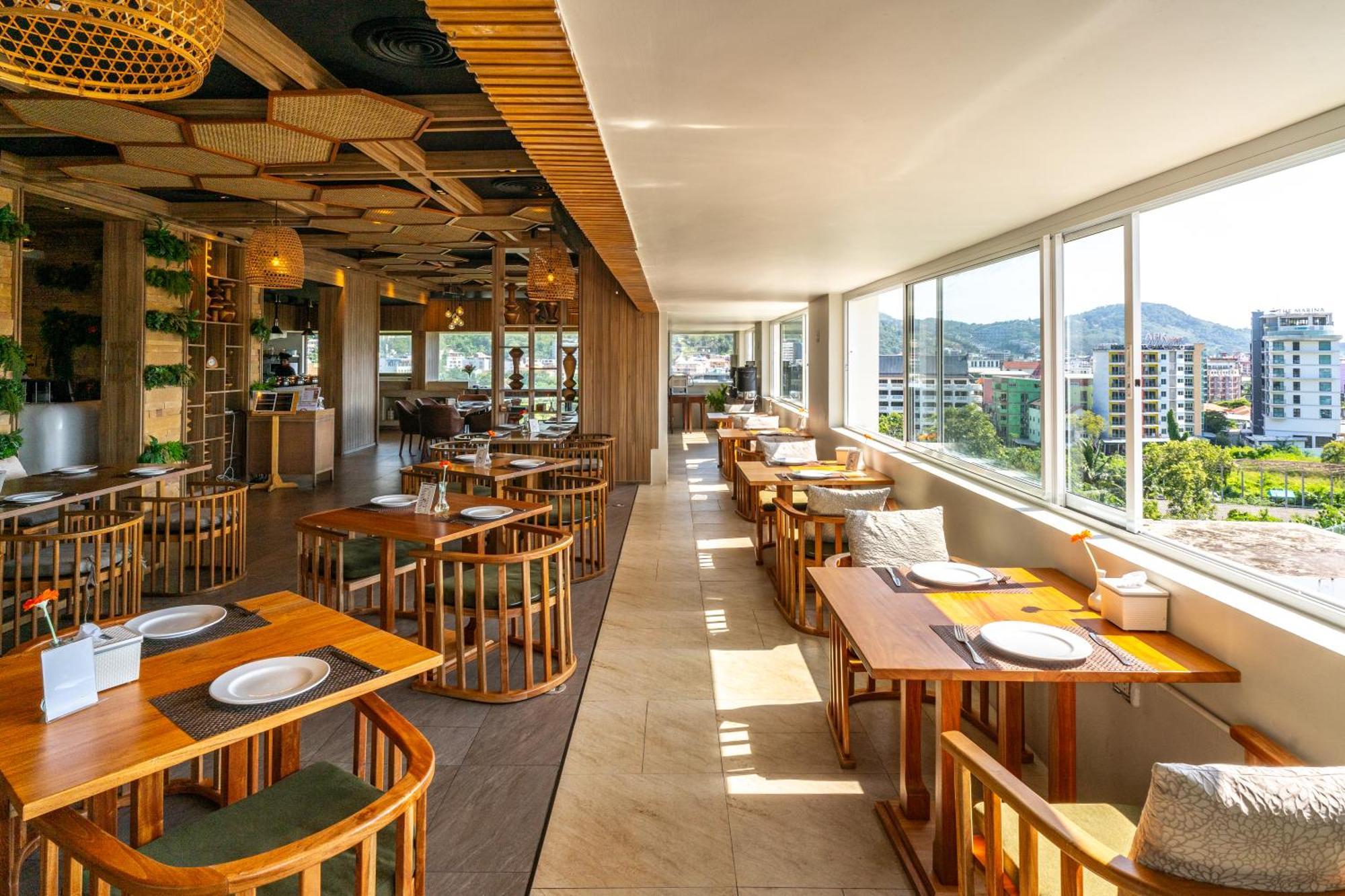 Hotel Journeyhub Phuket Patong Zewnętrze zdjęcie