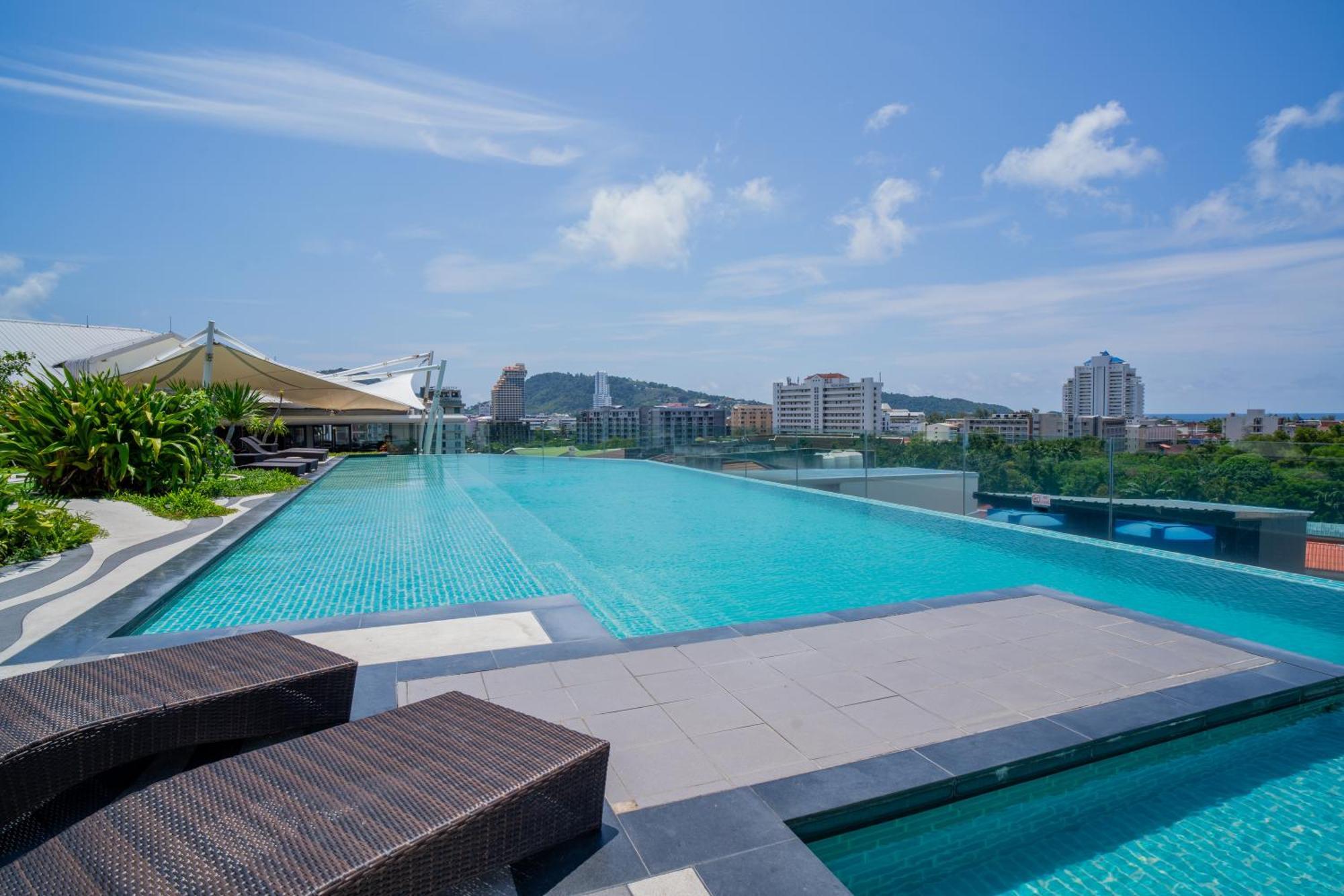 Hotel Journeyhub Phuket Patong Zewnętrze zdjęcie
