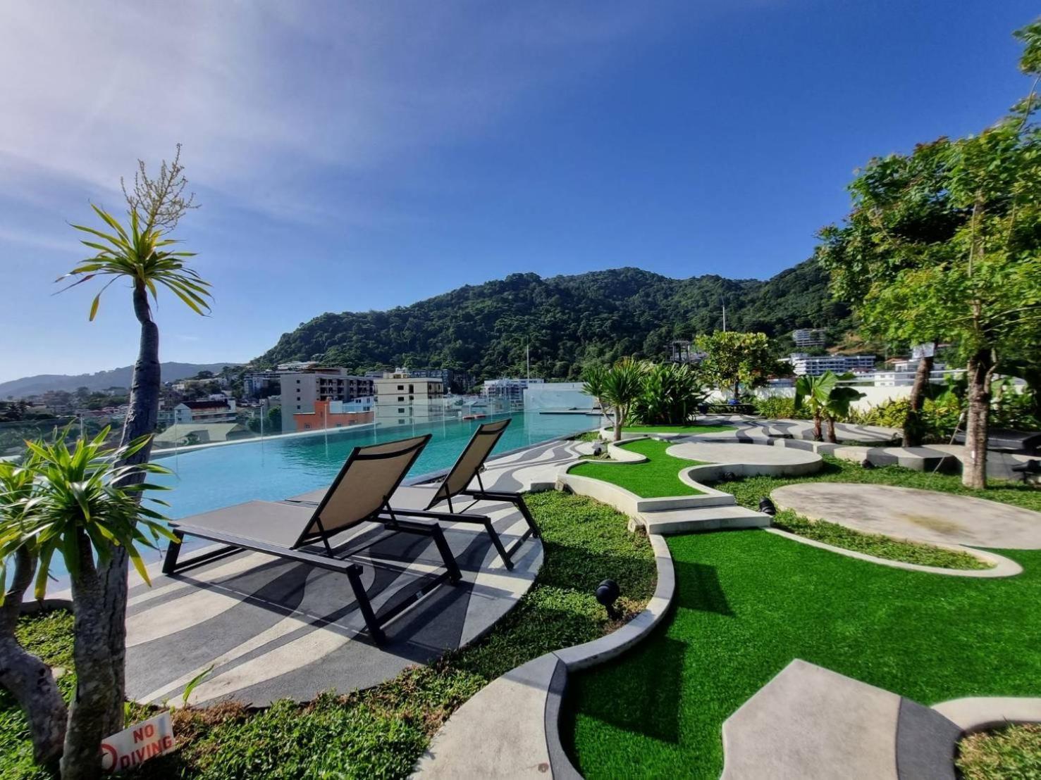 Hotel Journeyhub Phuket Patong Zewnętrze zdjęcie