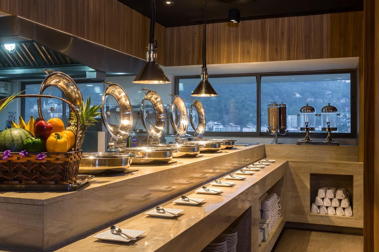 Hotel Journeyhub Phuket Patong Zewnętrze zdjęcie