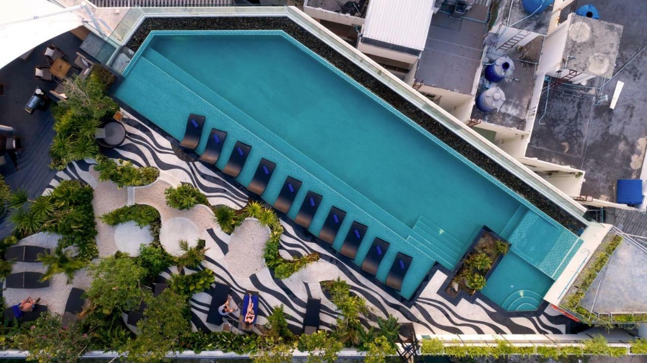 Hotel Journeyhub Phuket Patong Zewnętrze zdjęcie